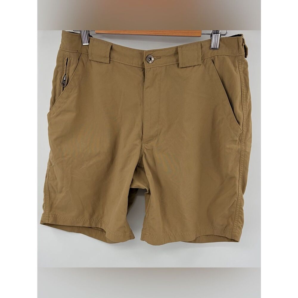 Duluth Trading Co nylon khaki hiking 9” short men’s L outdoor camping